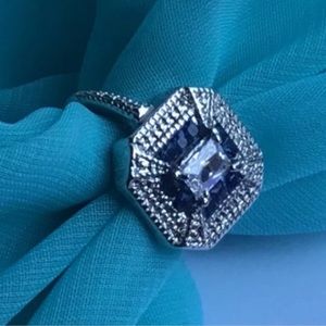 ✅🌹925 Sterling Silver White Sapphire Ring.